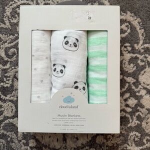 3 Muslim baby swaddle blankets